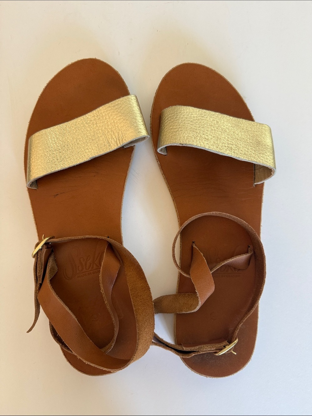 Sseko women’s leather ankle strap gold brown sandals Sz 9